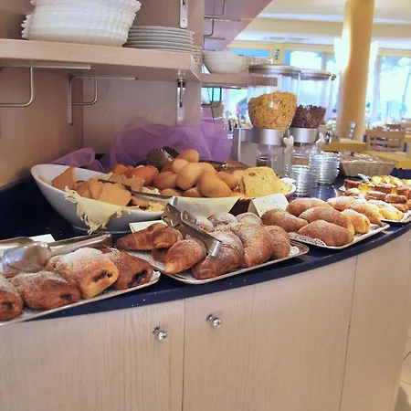 Otel Bologna 3*